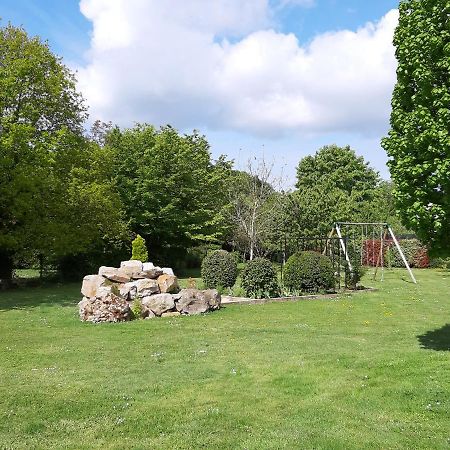 Rouvres  La Grange Des Lisieres Bed & Breakfast エクステリア 写真