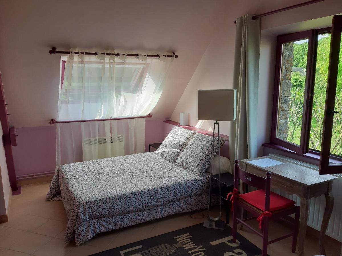 Rouvres  La Grange Des Lisieres Bed & Breakfast エクステリア 写真